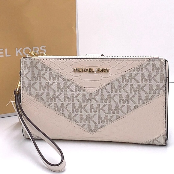 MICHAEL KORS
JET SET TRAVEL
 LIGHT CREAM MULTI
LG DOUBLE ZIP WRSTLT - Picture 1 of 13